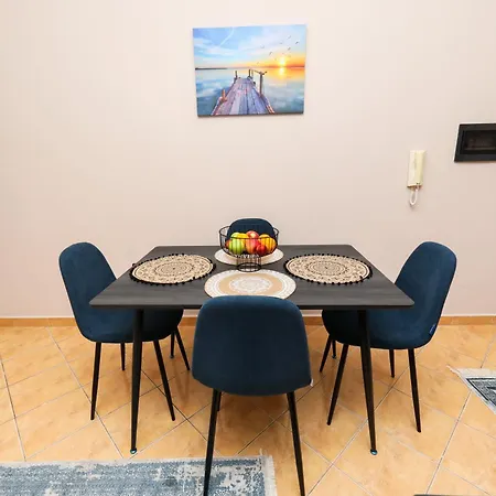 E&e Apartment's Апартаменты *